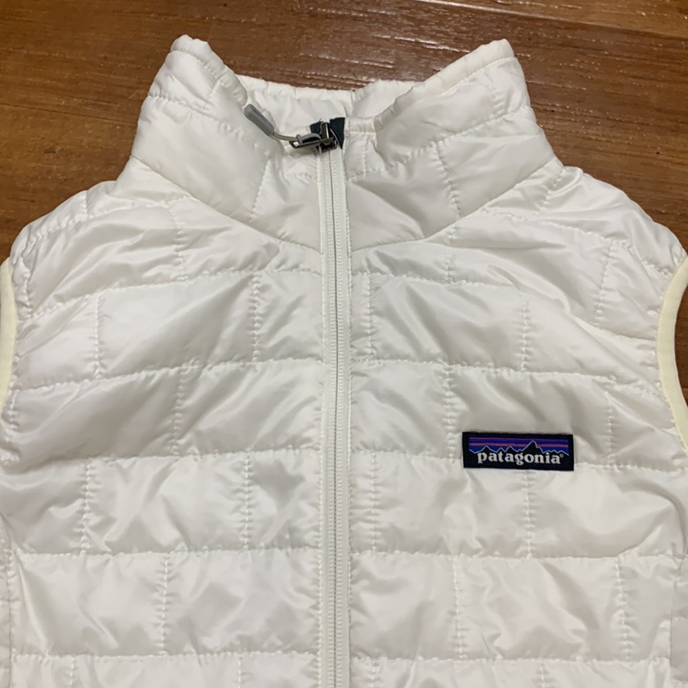 Patagonia Quilted Vest - Picture 2 of 7